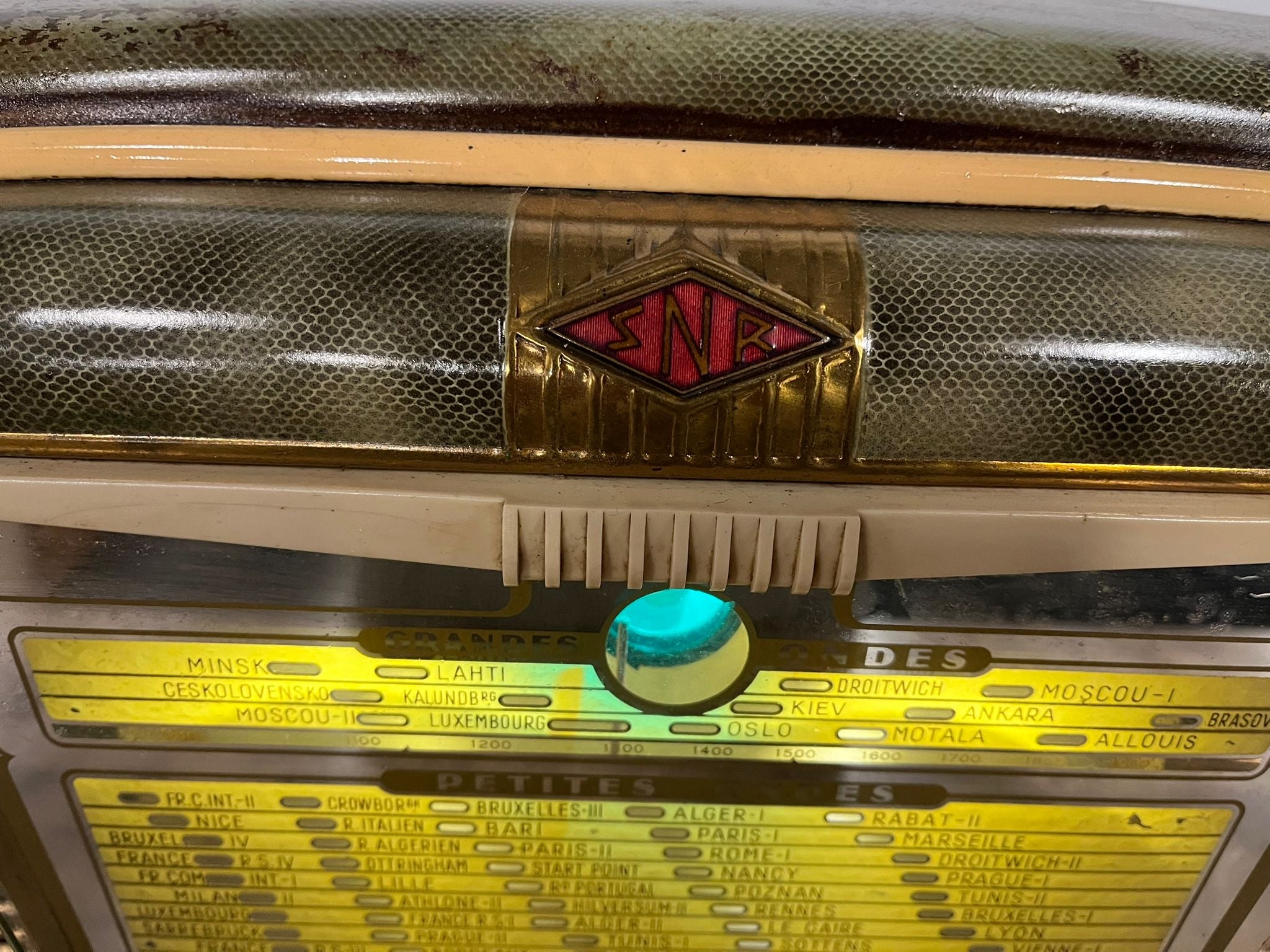 Radio SNR Excelsior 52 (groen)