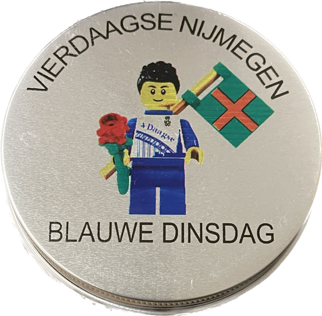 4Daagse poppetje blauwe dinsdag editie in kadoblikje