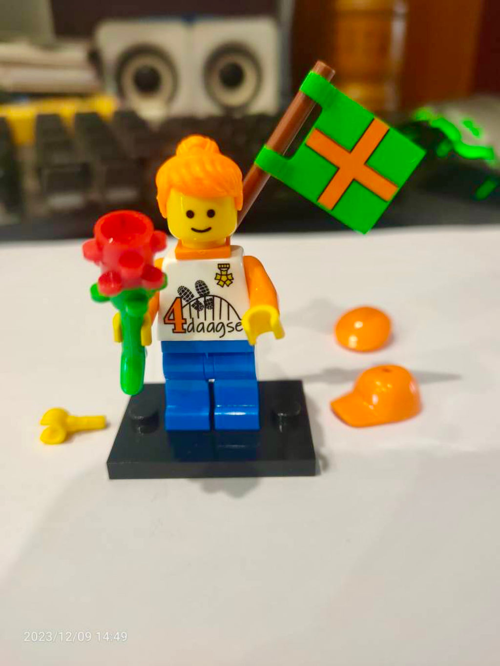 4Daagse poppetje oranje vrijdag editie